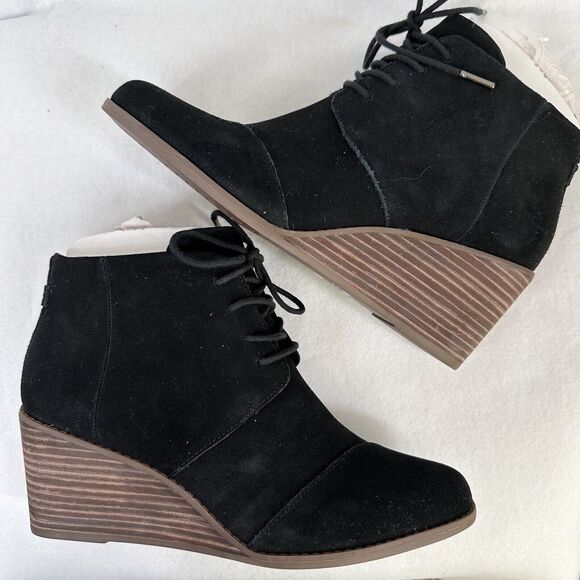Toms Hyde Wedge Bootie Black 10 Lace Up Wood Wedge Heel Trendy Shoe Boot NWOB‎ - Picture 3 of 8